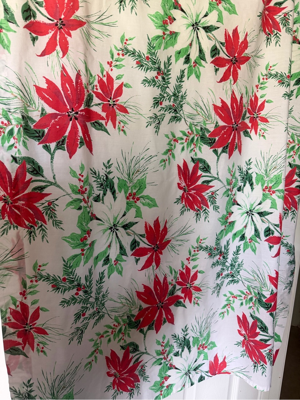 Festive Poinsettia Holiday Tablecloth - Red & Green cotton